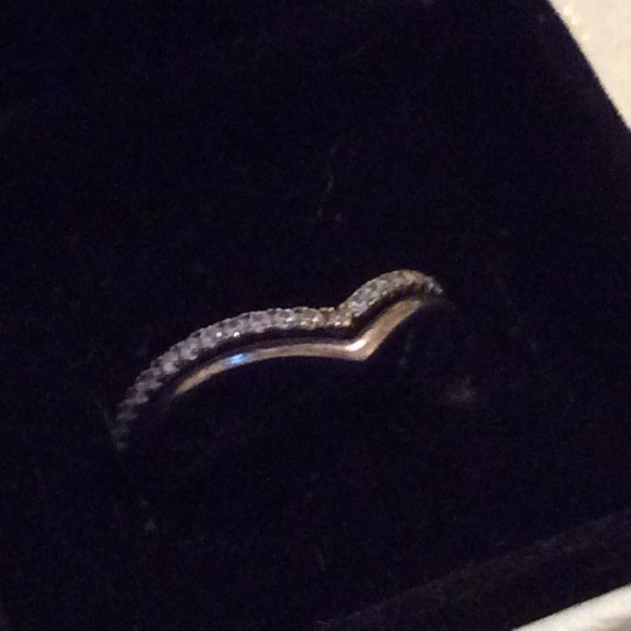 Two Pandora Wishbone rings - Picture 2 of 3